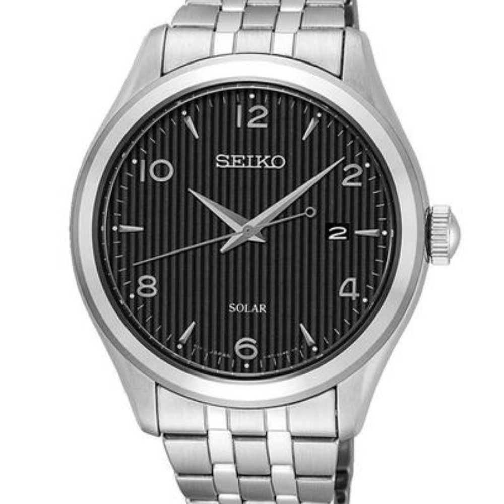 Seiko Solar Analog Solar Quartz Hardlex Crystal